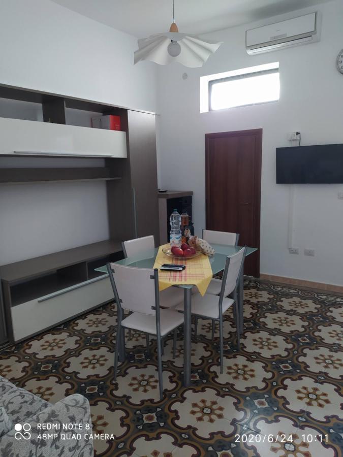A Due Passi Dal Mare Apartment Отранто Екстериор снимка