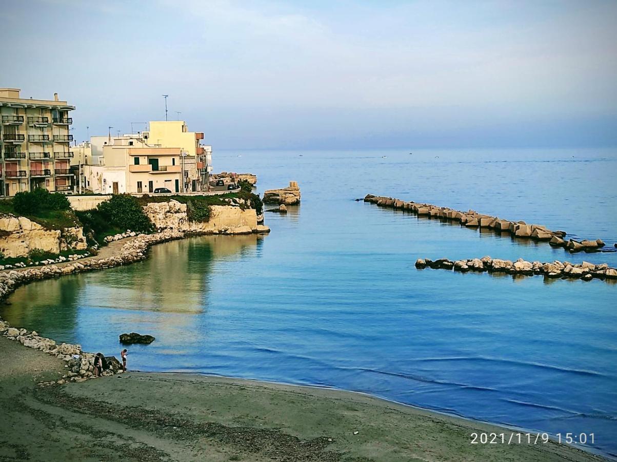 A Due Passi Dal Mare Apartment Отранто Екстериор снимка